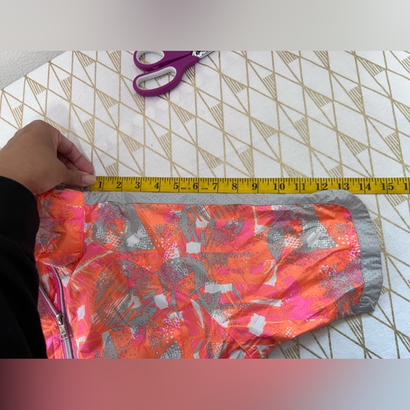 Sunice Short Sleeve Windbreaker Jacket Size XPS - Picture 15 of 16